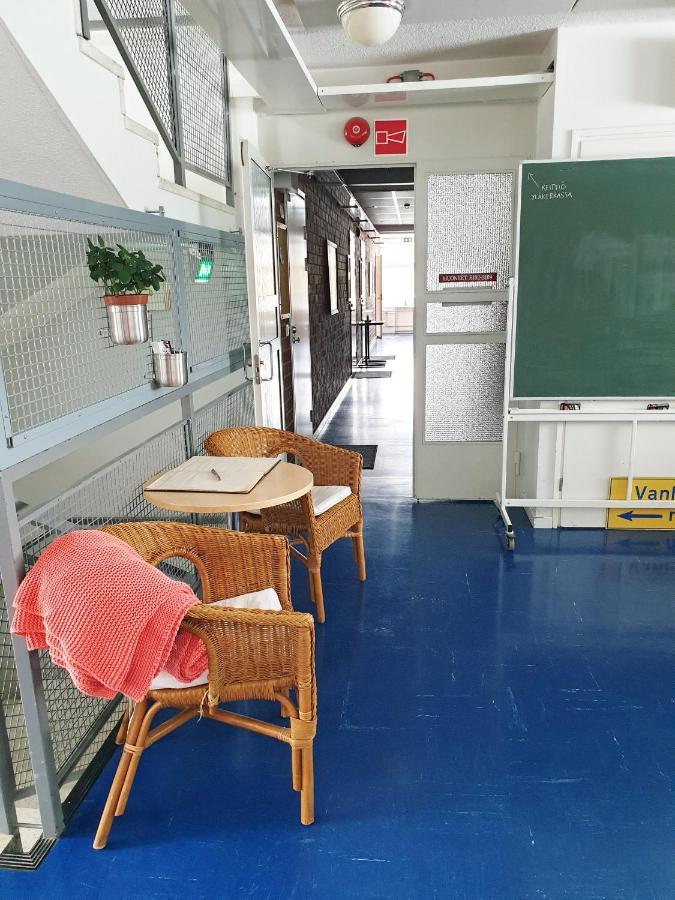 Vanha Koulu Suolahti Exterior foto